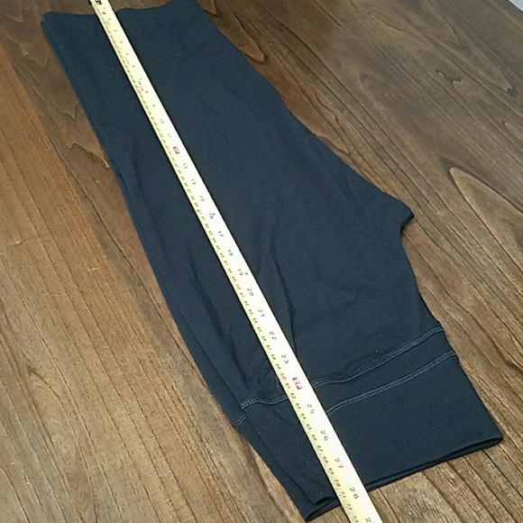 Nike Women's Cotton Blend Black Capri Legins - Picture 3 of 3